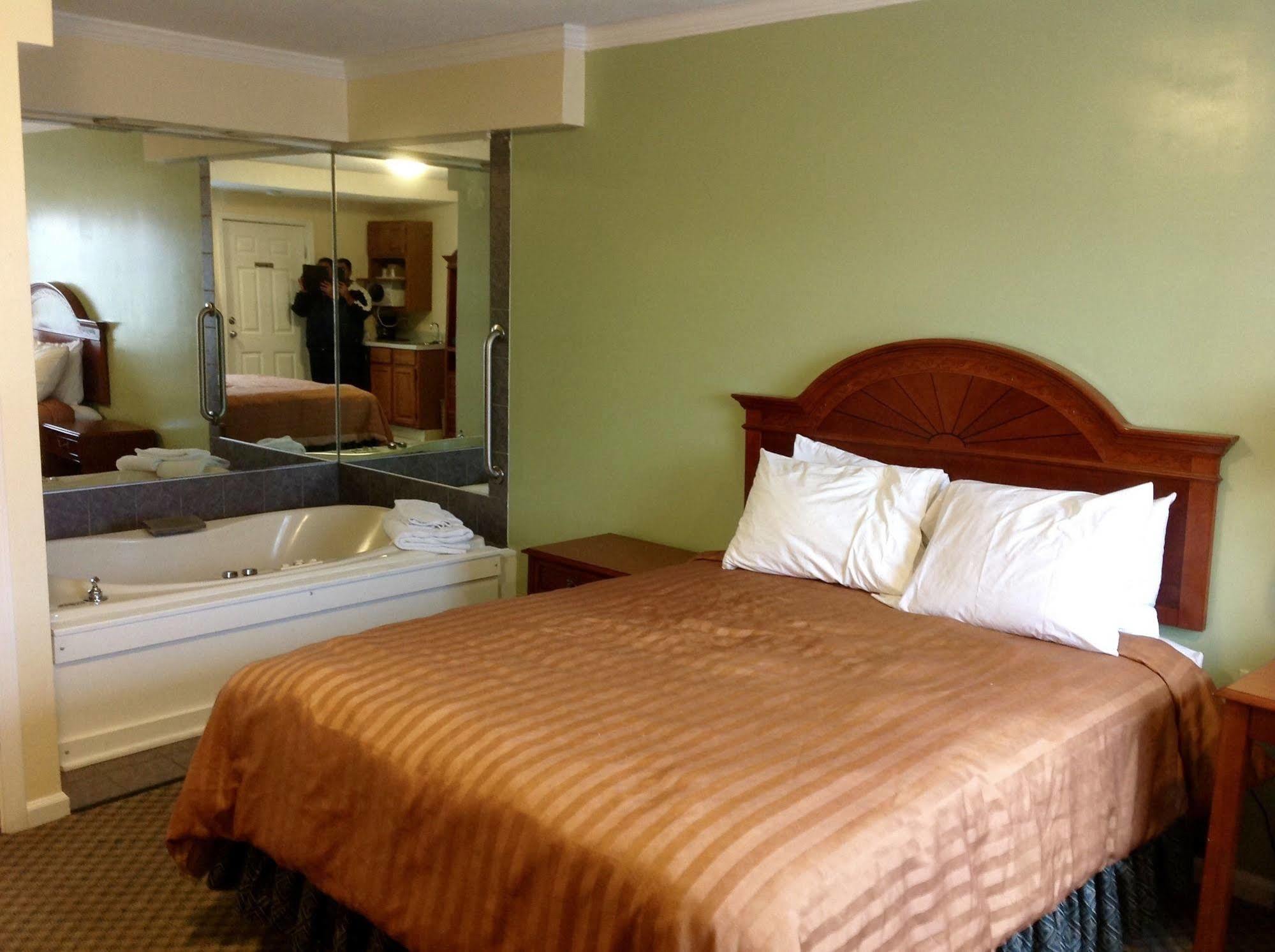 Relax Inn Webster Esterno foto
